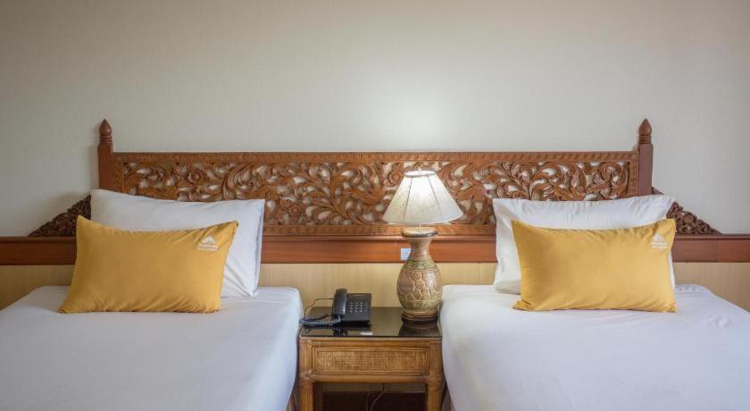 100 Islands Resort & Spa Szuratthani Kültér fotó