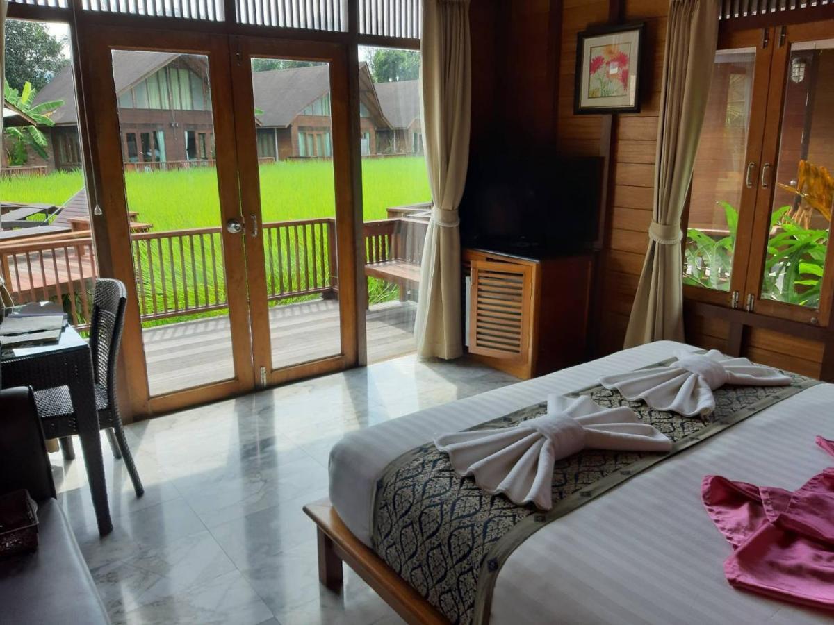 100 Islands Resort & Spa Szuratthani Kültér fotó