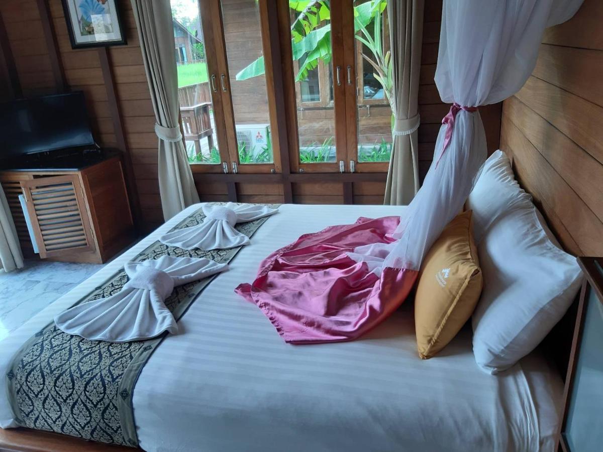 100 Islands Resort & Spa Szuratthani Kültér fotó