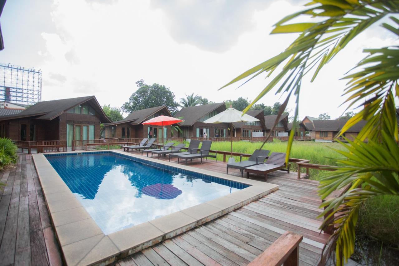 100 Islands Resort & Spa Szuratthani Kültér fotó